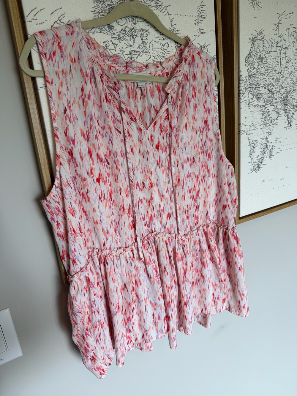 LOFT Pink and White Sleeveless Peplum Camisole